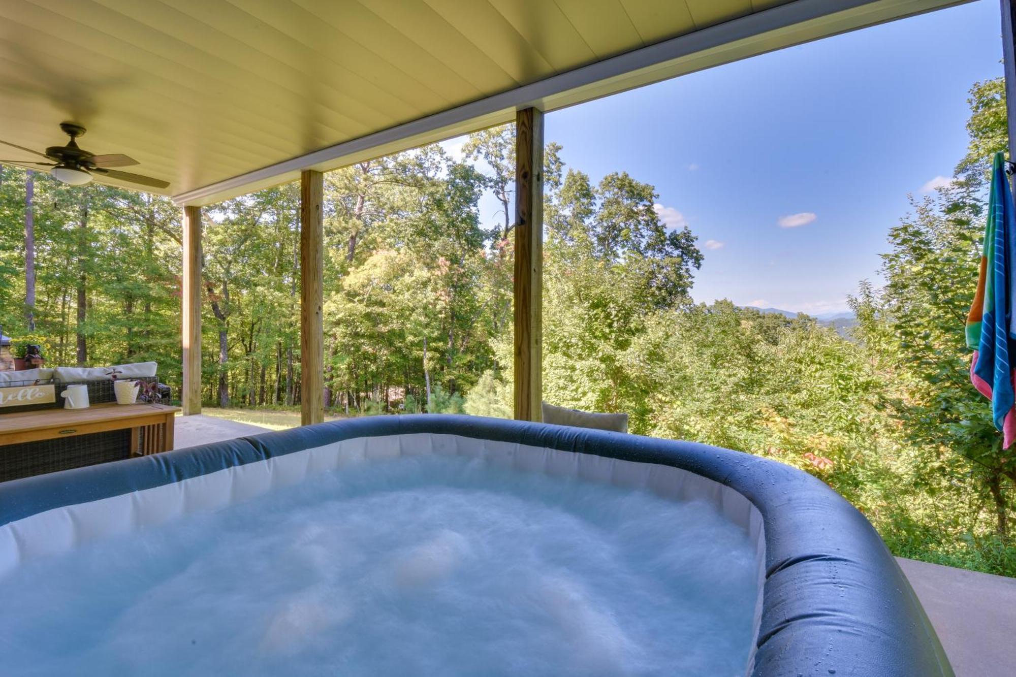 Lakemont Retreat Game Room, Hot Tub, And Mtn Views! 外观 照片