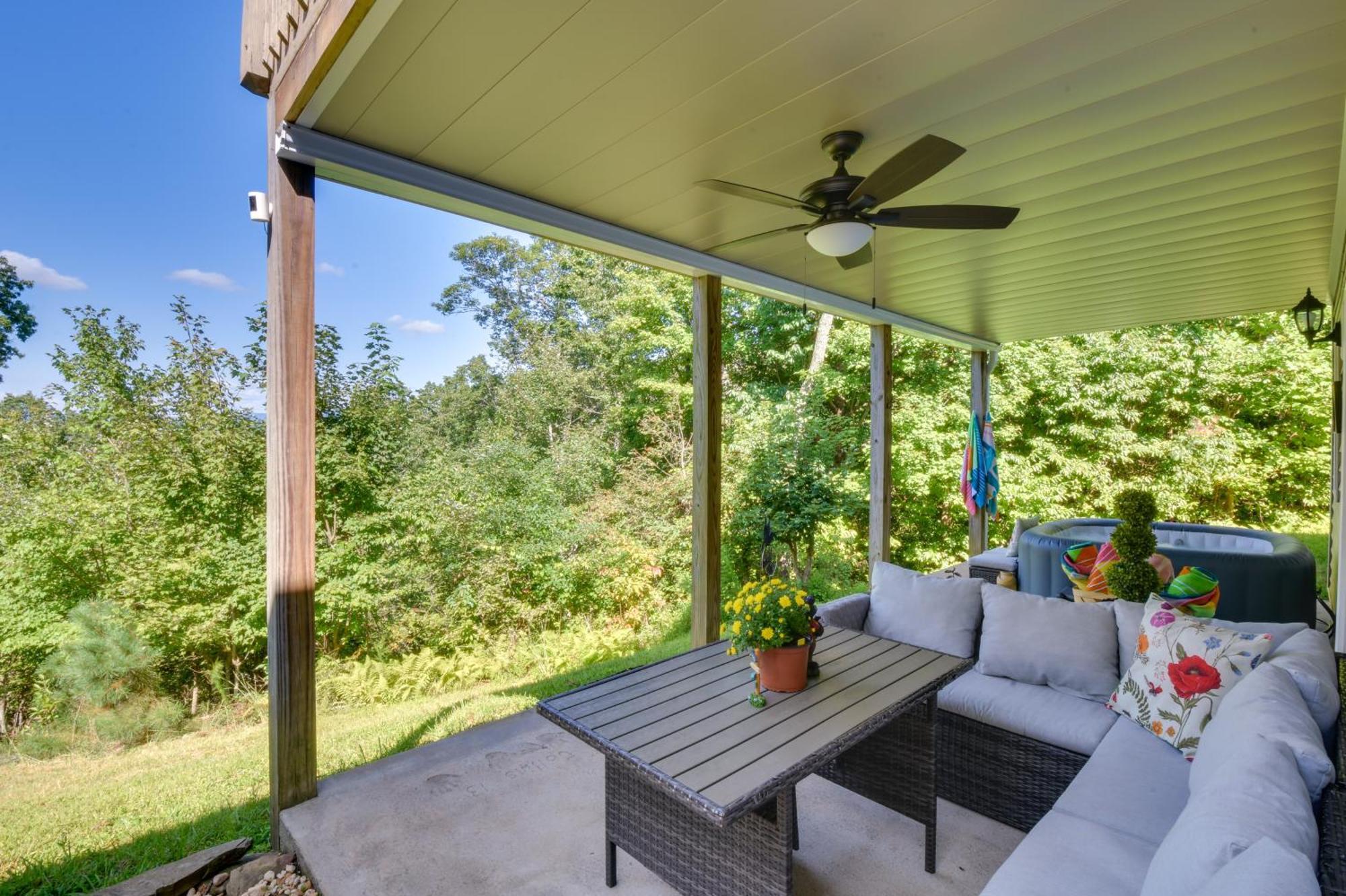 Lakemont Retreat Game Room, Hot Tub, And Mtn Views! 外观 照片